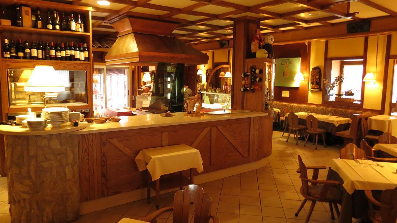 La Baita D'Oro Ristorante Residence Monteduro Esterno foto