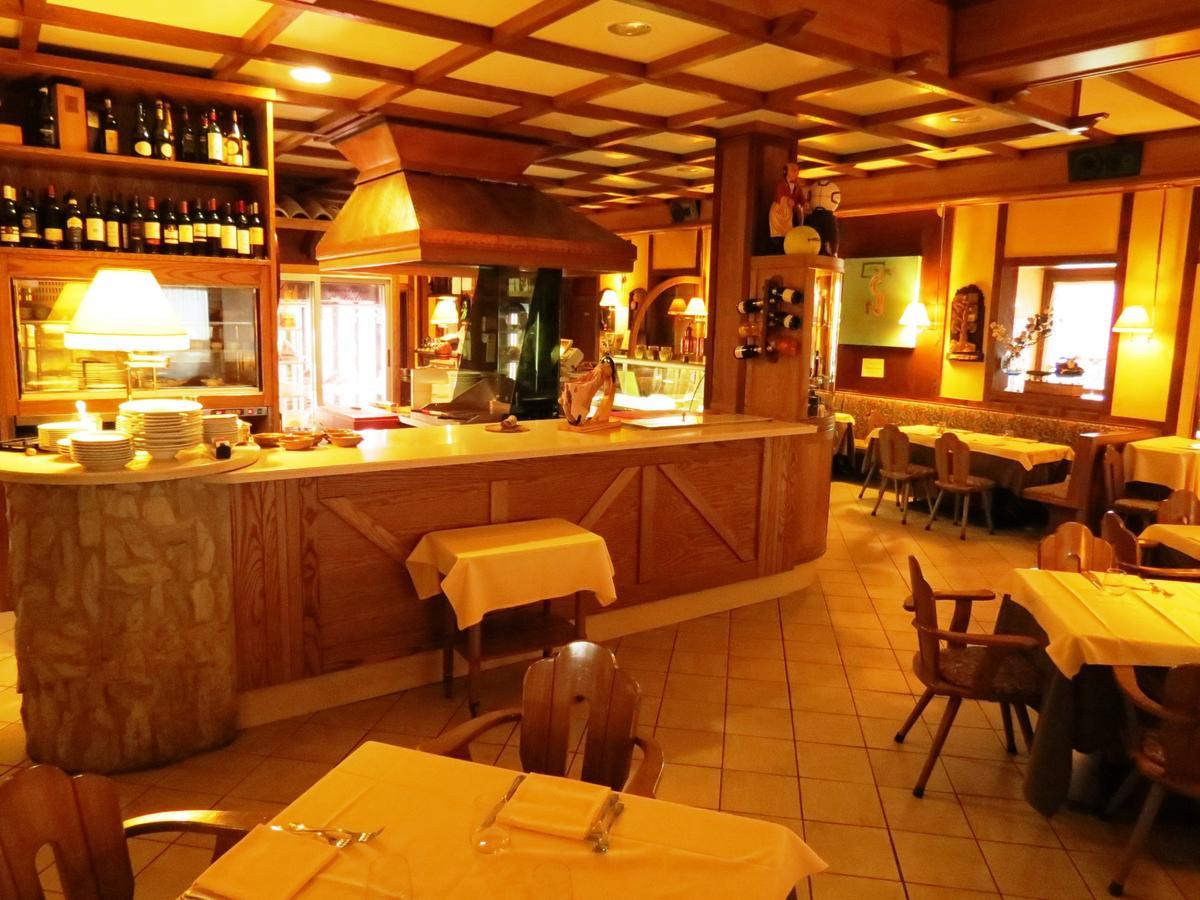 La Baita D'Oro Ristorante Residence Monteduro Esterno foto