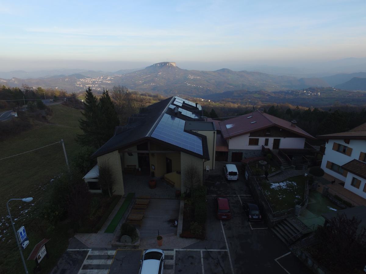 La Baita D'Oro Ristorante Residence Monteduro Esterno foto